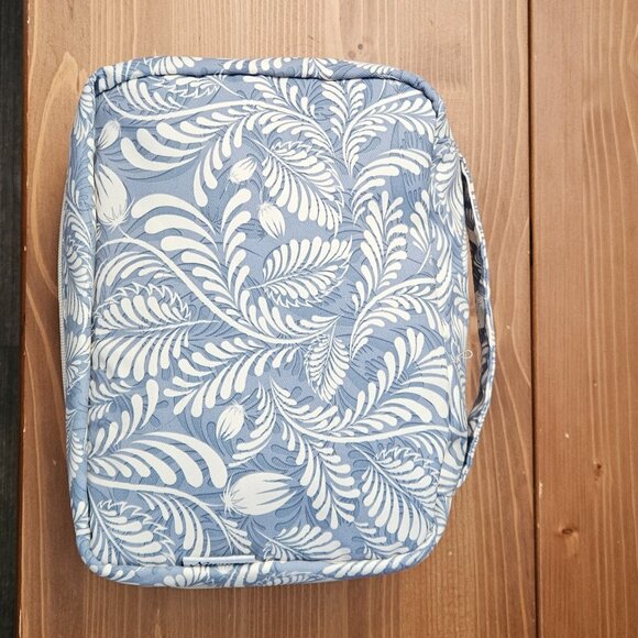 Hanging Travel Toiletry Bag Cosmetic Make up Organizer - Picture 2 of 4